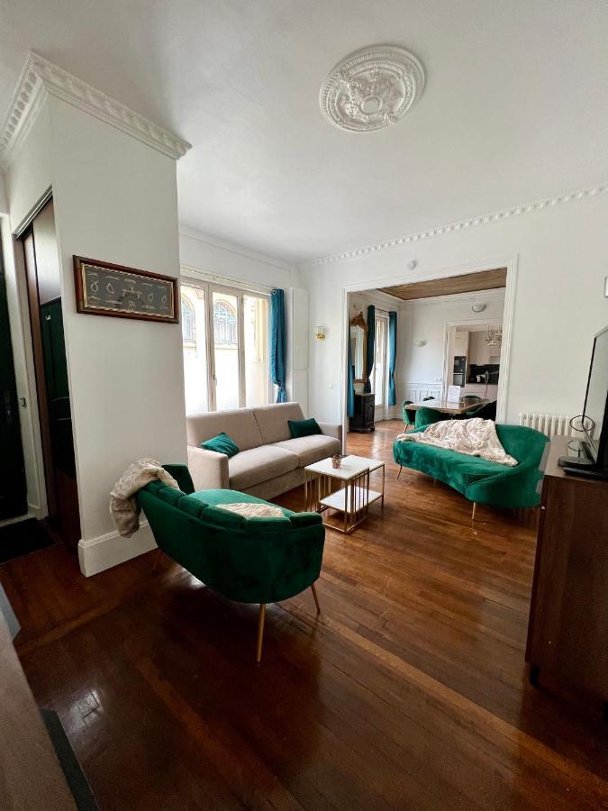 Appartement De Luxe Avec Fresque, Hyper Centre Et Parking Sure Фонтенбло Экстерьер фото
